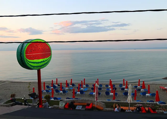 Karpouzi Seaview Apartments
